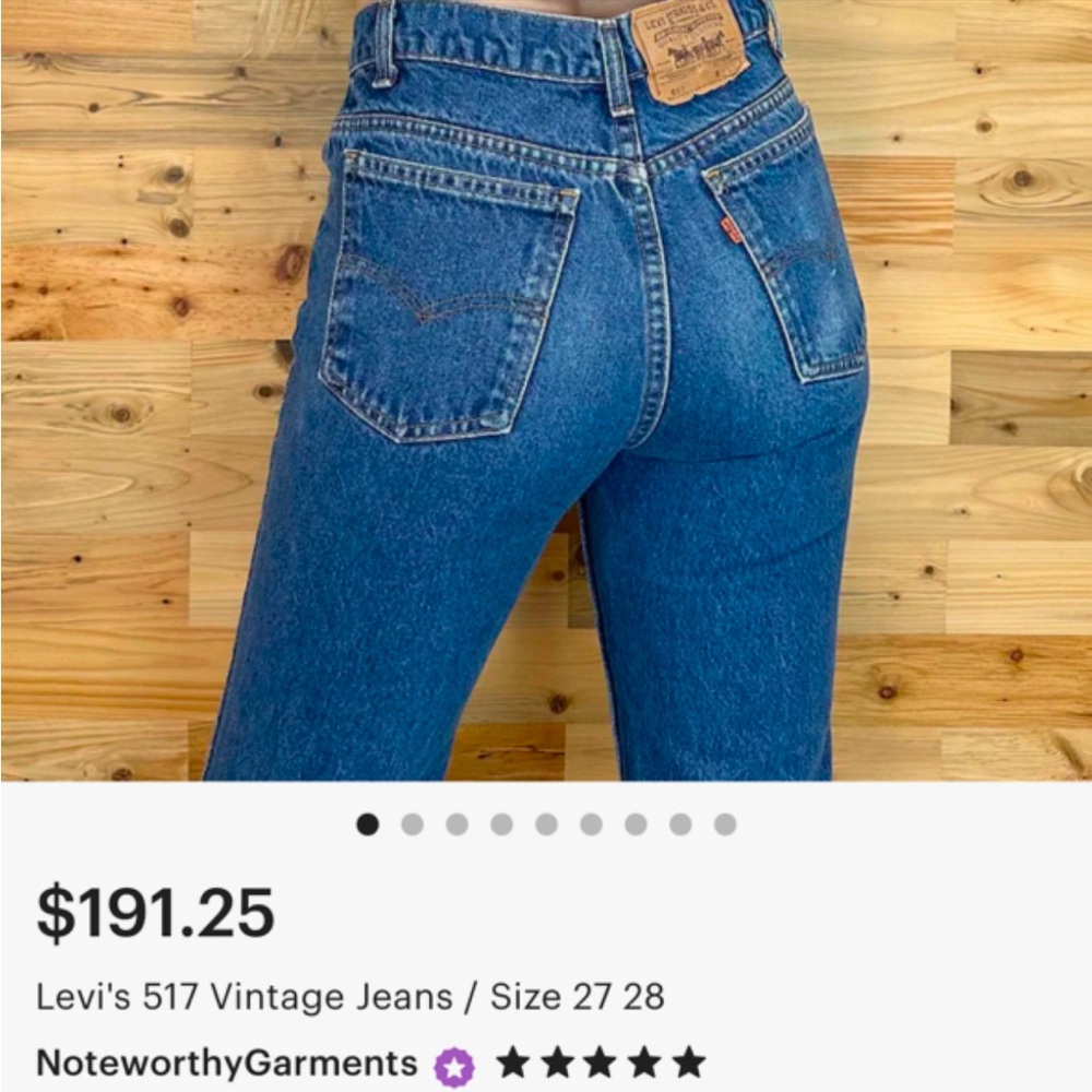 Vintage 517 Levi's Women's Blue Jeans
Size 29